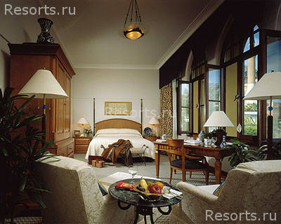 Four Seasons Hotel Istanbul 11